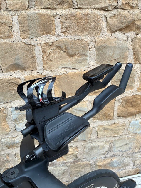 Giant Trinity 2025 avec BTA et support garmin vue profil