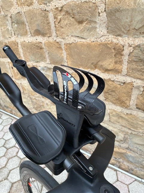 Giant Trinity 2025 avec BTA vue profil